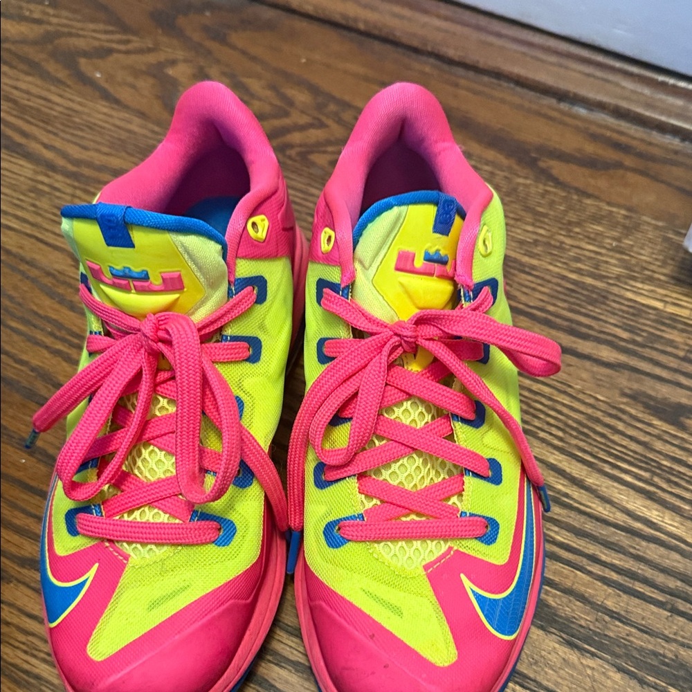 Nike Kids Sneakers in Pink and Yellow